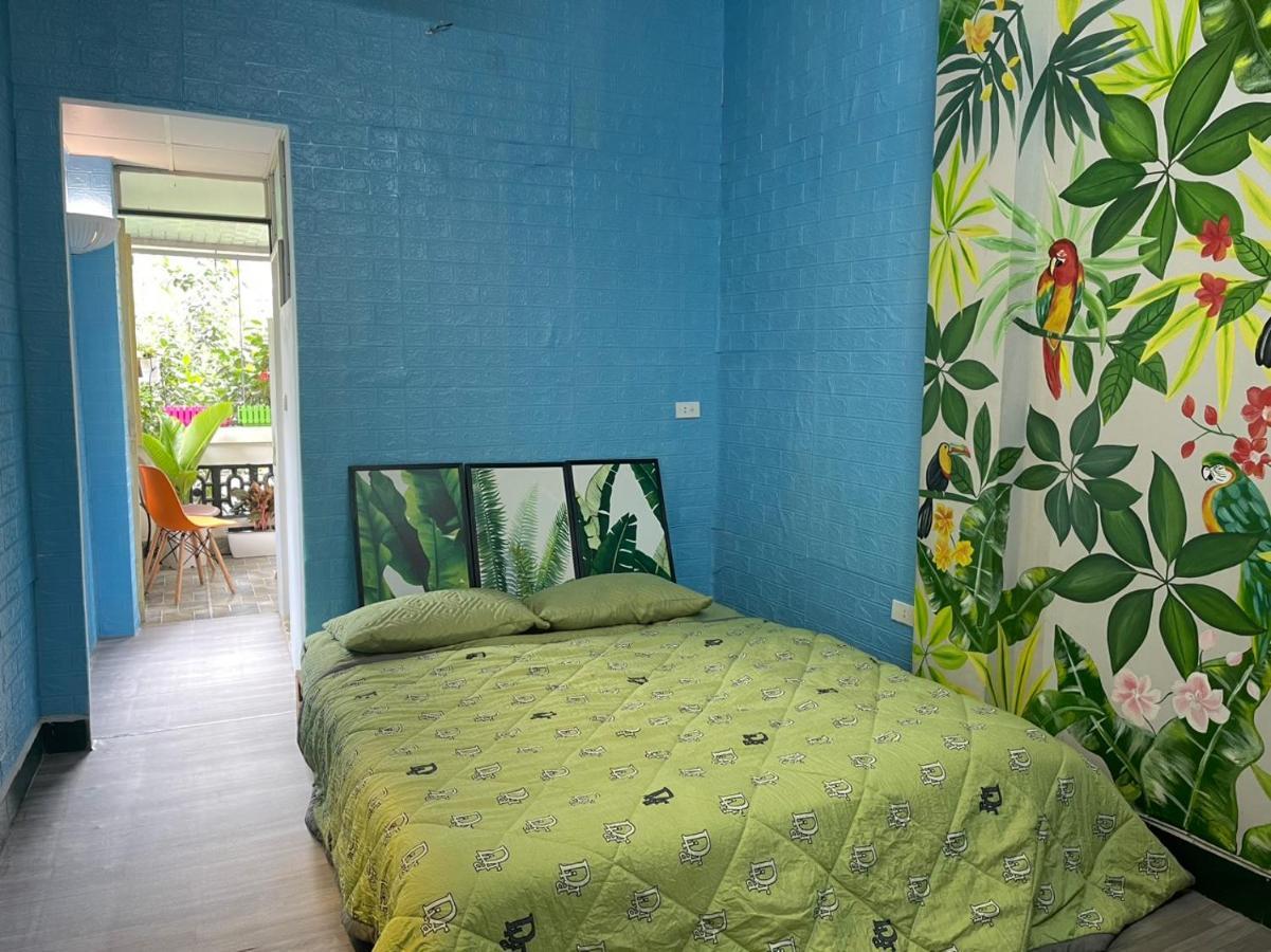 Orchid Homestay Hanoi Buitenkant foto